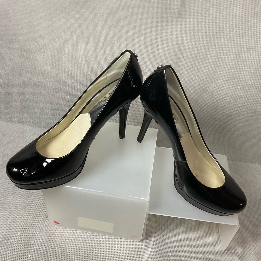 Micheal Kors Black Patent Leather Spike Heels - Size 7